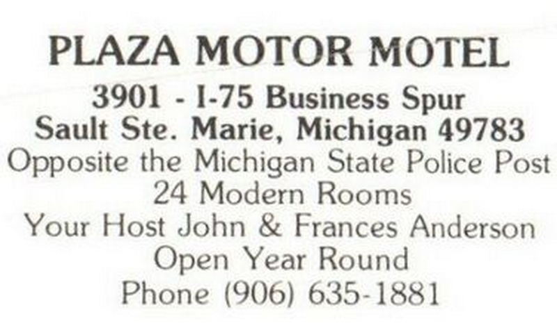 Plaza Motor Motel - Vintage Postcard